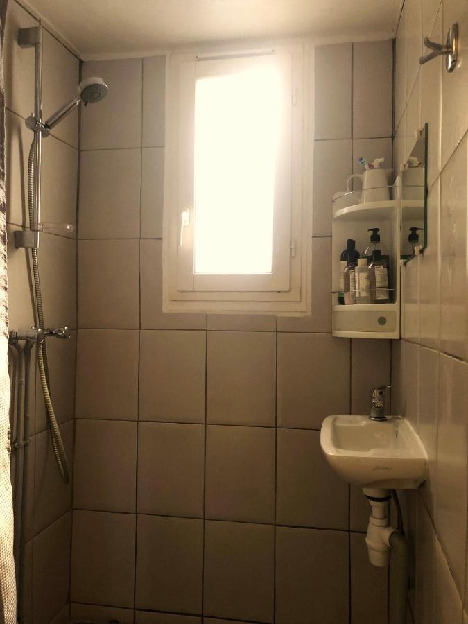 Charming One Bedroom Apartment In Brive Center エクステリア 写真
